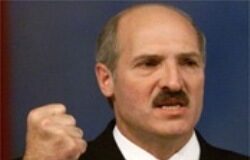 Лукашенко: Україну поставили на коліна