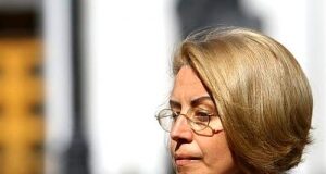 Прихильники Тимошенко закидали яйцями Ганну Герман