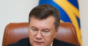 Янукович підписав закон про спрощенку