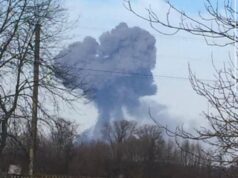 Обстрілюють Ушомирську військову частину, людей звуть в укриття