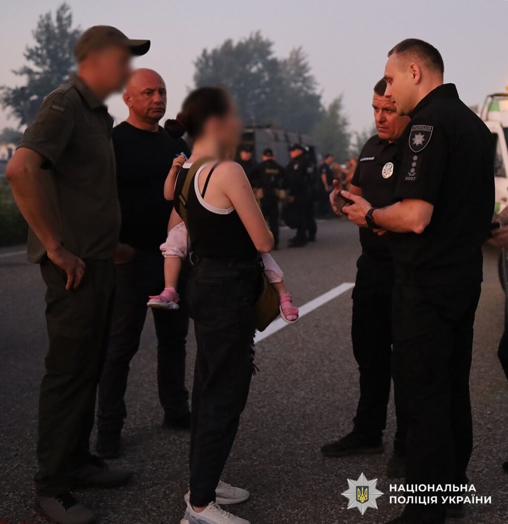 вибухи у селі Березина