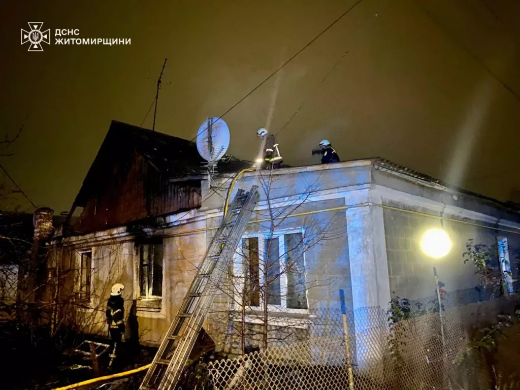 В Житомирі під час ліквідації пожежі знайшли тіло чоловіка