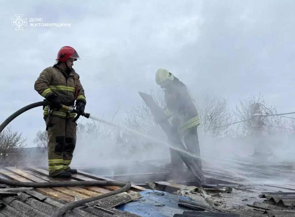 евакуювали двох чоловіків