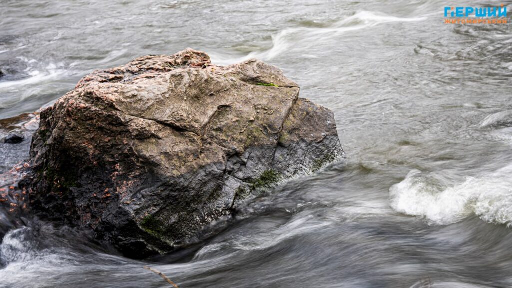 У листопадовому ритмі води та дерев: фоторепортаж із Житомира