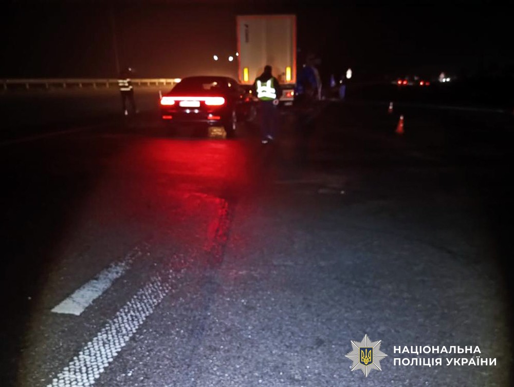 ДТП двох вантажівок на Київ–Чоп забрала водія до лікарні