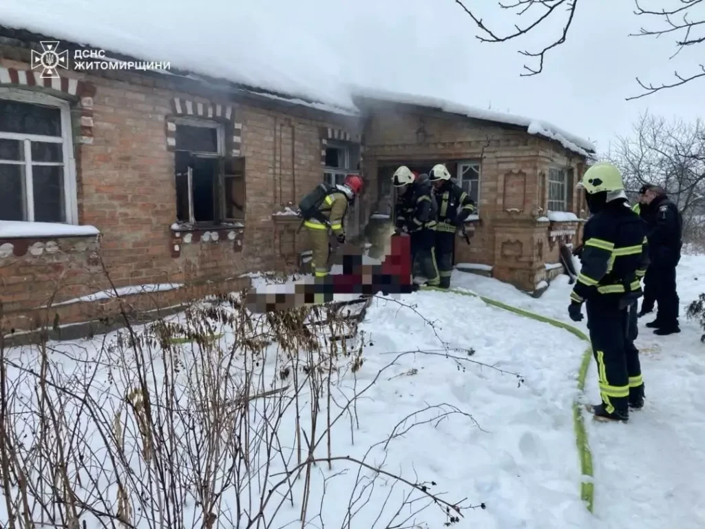 Під час пожежі в будинку на Бердичівщині виявили тіла...