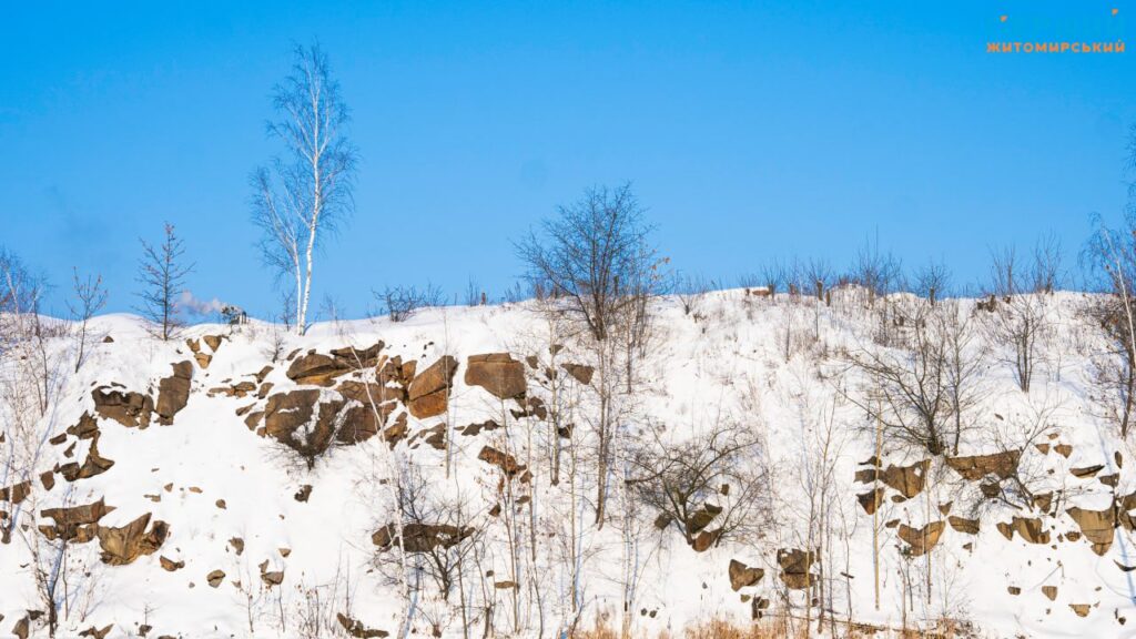 Зимовий Соколовський кар’єр у Житомирі: мороз, сонце і крига
