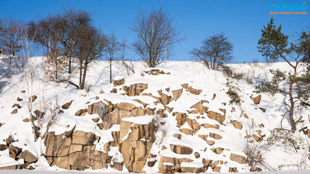 Зимовий Соколовський кар’єр у Житомирі: мороз, сонце і крига
