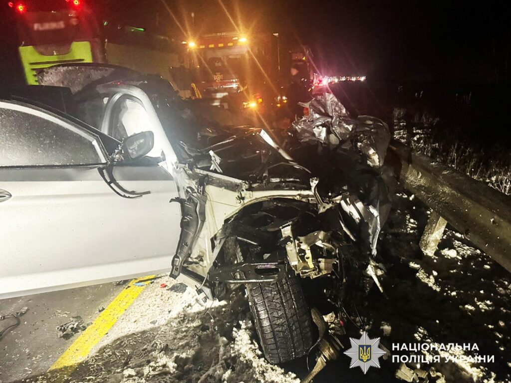 ДТП на трасі Київ–Чоп біля Житомира: загинув 24-річний водій...