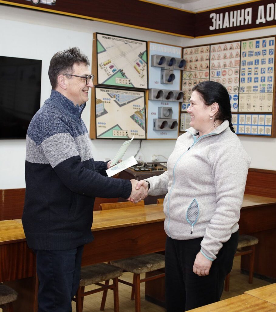 У Житомирі випустили нову групу водіїв тролейбусів