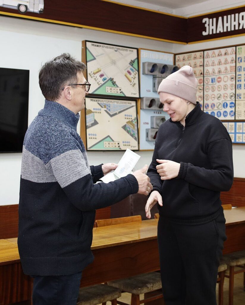 У Житомирі випустили нову групу водіїв тролейбусів