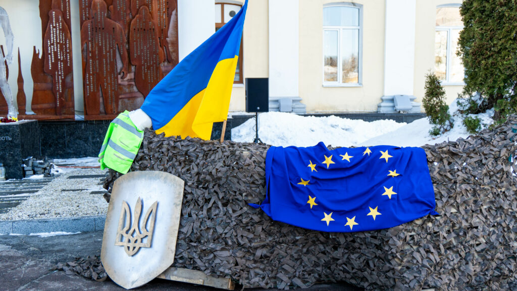 У Житомирі вшанували пам’ять Героїв Небесної Сотні: поклали лампадки...