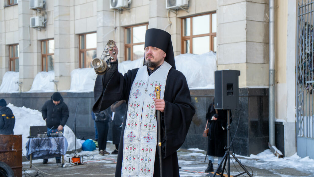У Житомирі вшанували пам’ять Героїв Небесної Сотні: поклали лампадки...