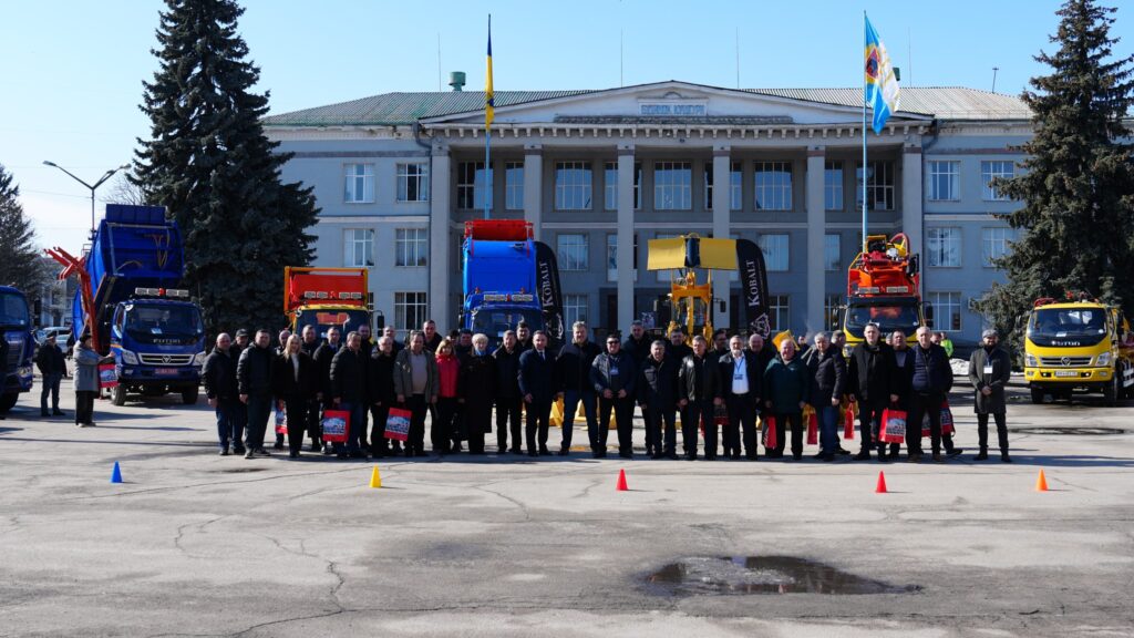 У Коростишеві громадам Житомирщини презентували механізми оновлення спецтехніки через...
