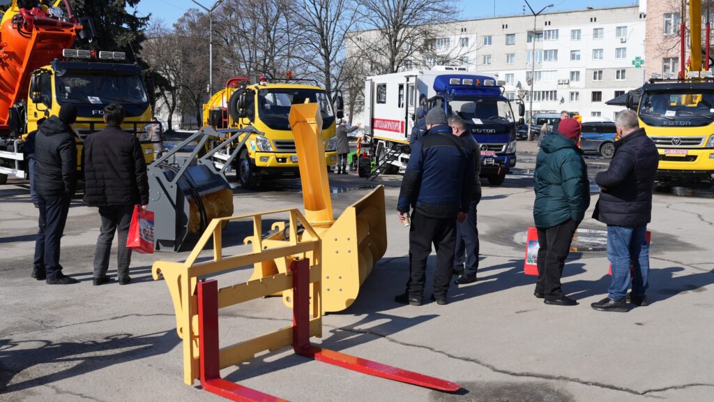 У Коростишеві громадам Житомирщини презентували механізми оновлення спецтехніки через...