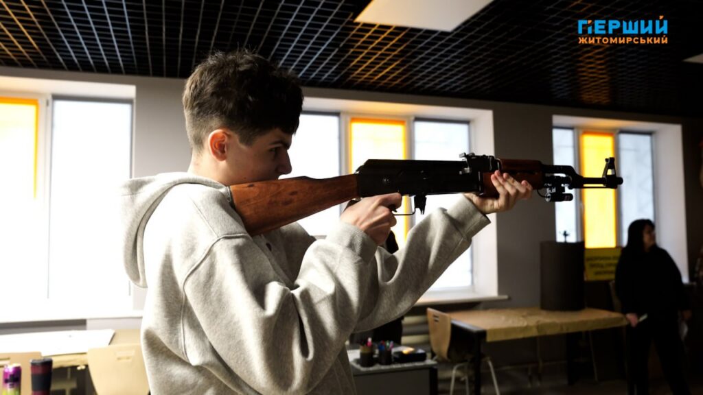 У Житомирі функціонує 4 осередки предмета «Захист України»: як...