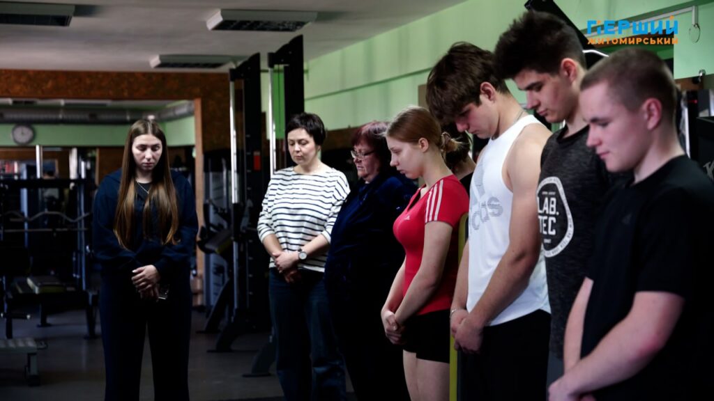 Екстремальний жим у Житомирі: молодь змагалася на кількість повторень