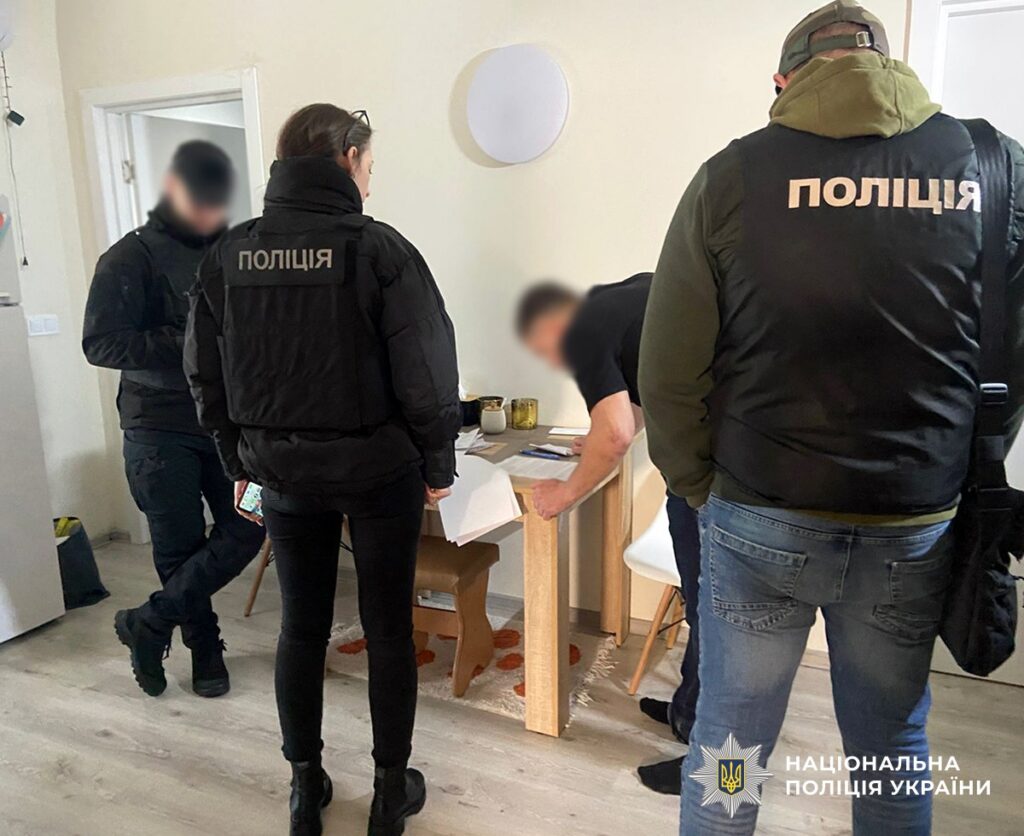 На Житомирщині трьом представникам благодійних фондів оголосили підозру у...