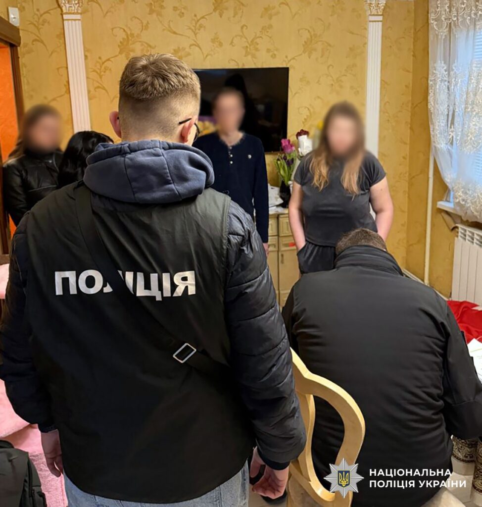 На Житомирщині трьом представникам благодійних фондів оголосили підозру у...