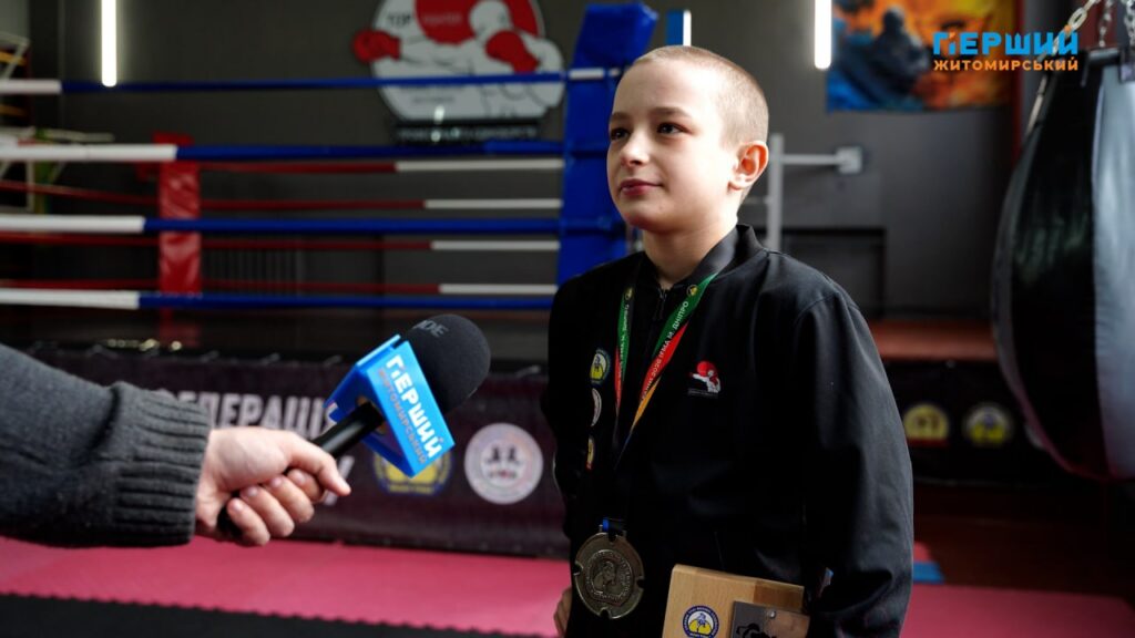 Вісім золотих медалей та кубок найкращого бійця привезли житомирські...