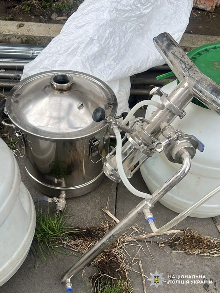 Золоті прикраси