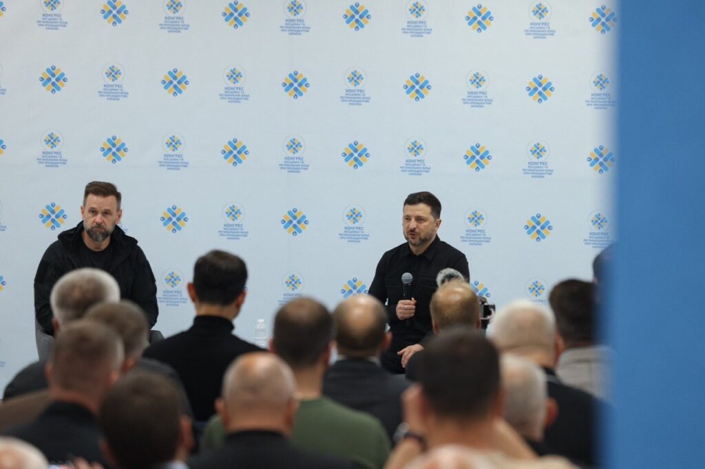 «Відповідь буде 50-кратною»: Зеленський обговорив із керівництвом Житомирщини загрози...