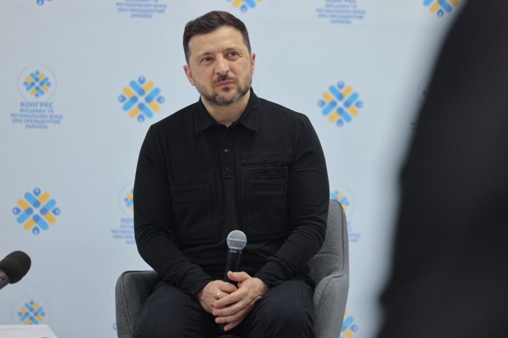 «Відповідь буде 50-кратною»: Зеленський обговорив із керівництвом Житомирщини загрози...