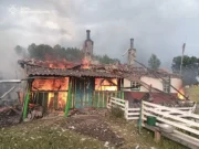 За крок від повного знищення був будинок на Звягельщині пожежа у звягельському районі