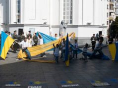 День Конституції відзначили у Житомирі. ФОТО день конституції в Житомирі
