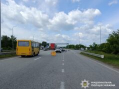 Невдалий маневр на трасі до Києва ледь не став фатальним дтп по дорозі на Житомир