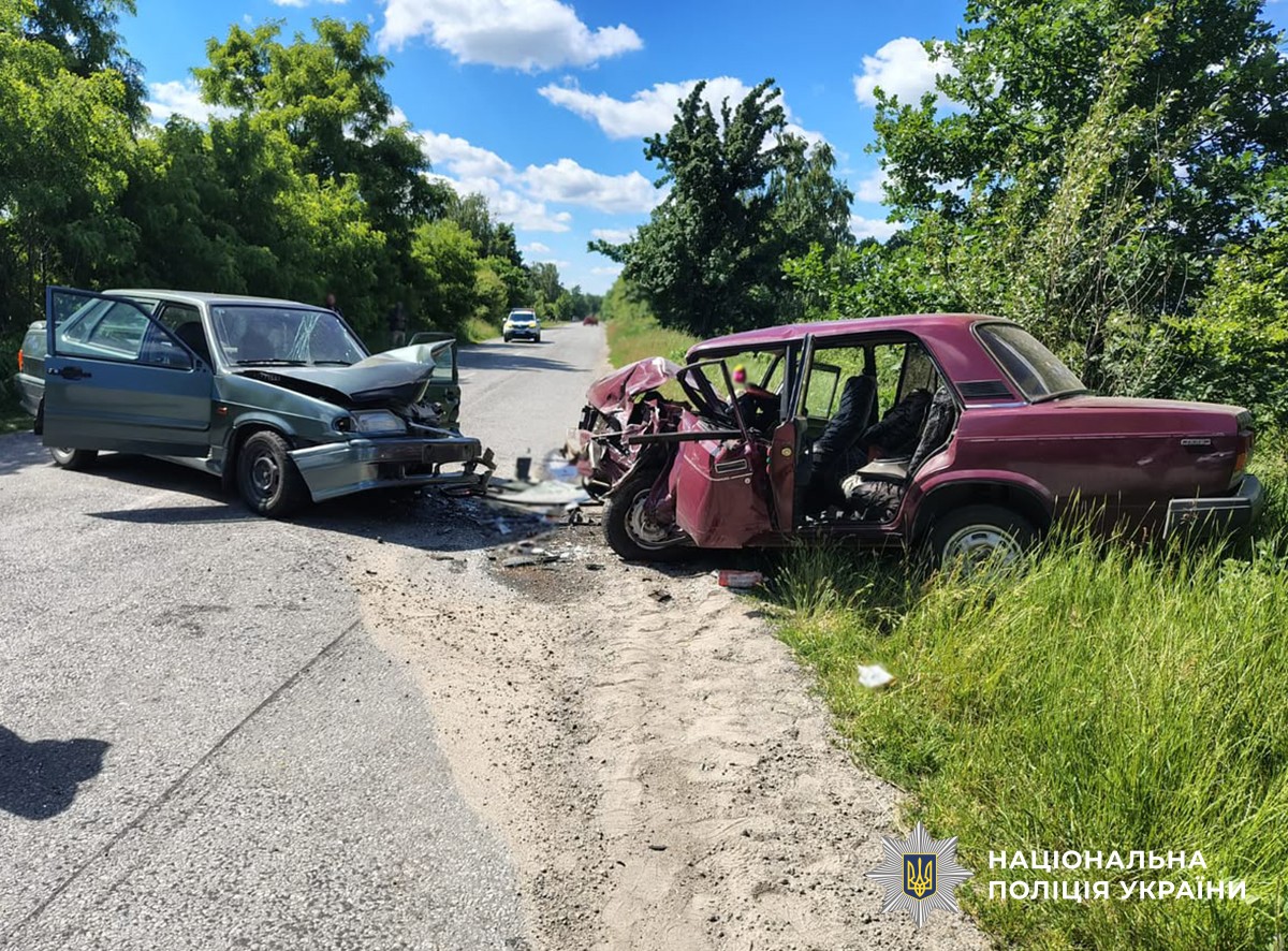 ДТП на Звягельщині зіткнулися два автомобілі ВАЗ