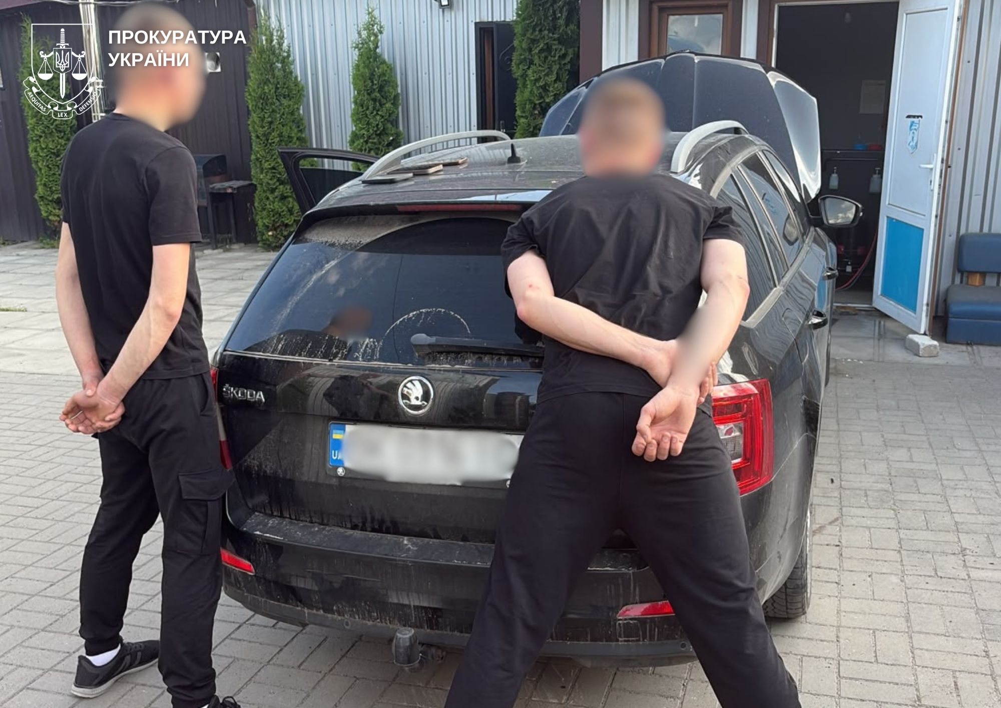 Вилучені гроші під час затримання на Житомирщині
