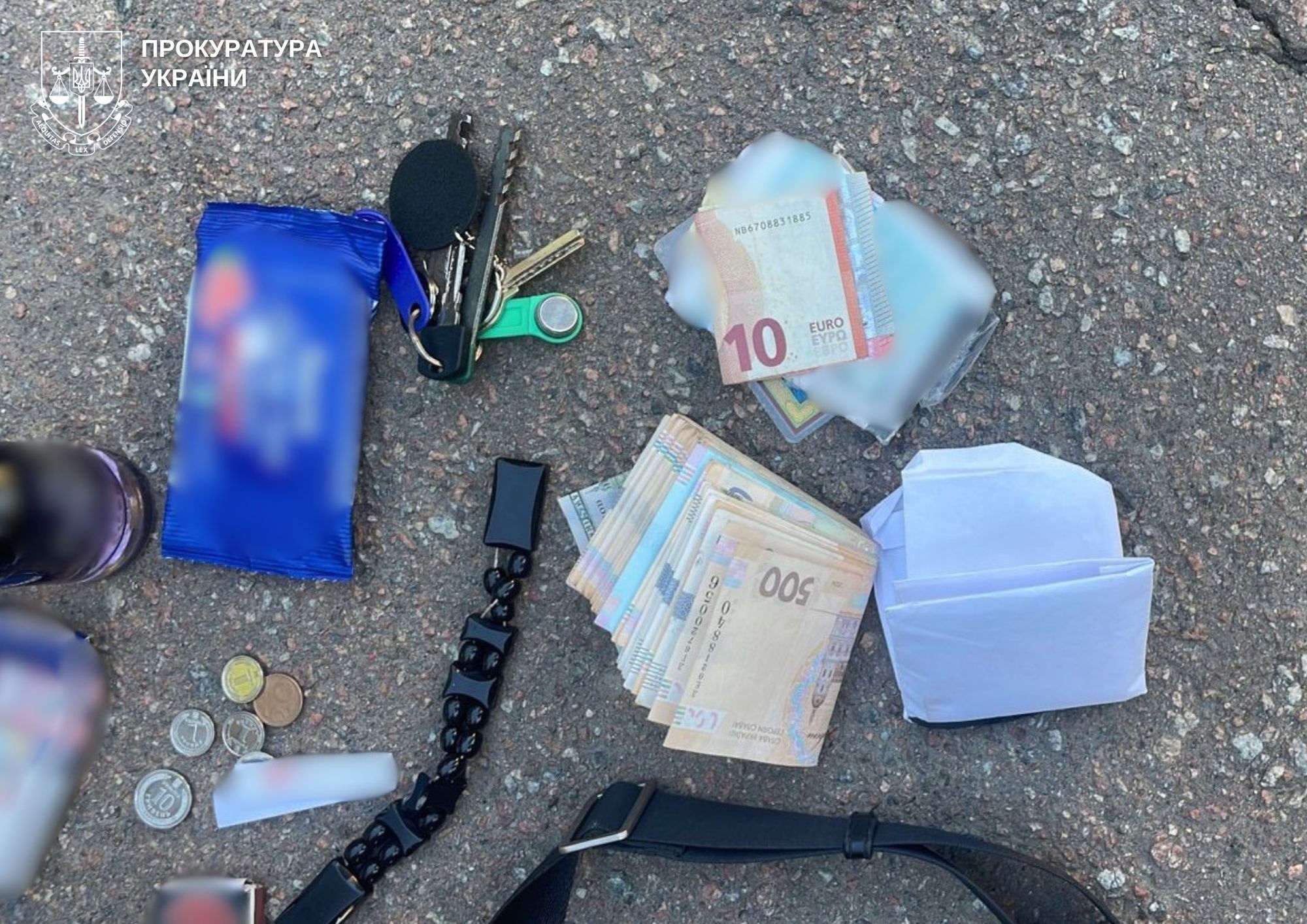 Гроші вилучені у фігурантів справи