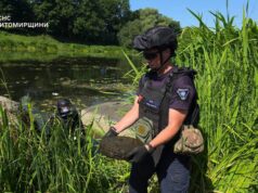 Протитанкову міну часів Другої світової дістали з річки Случ снаряд у водоймі