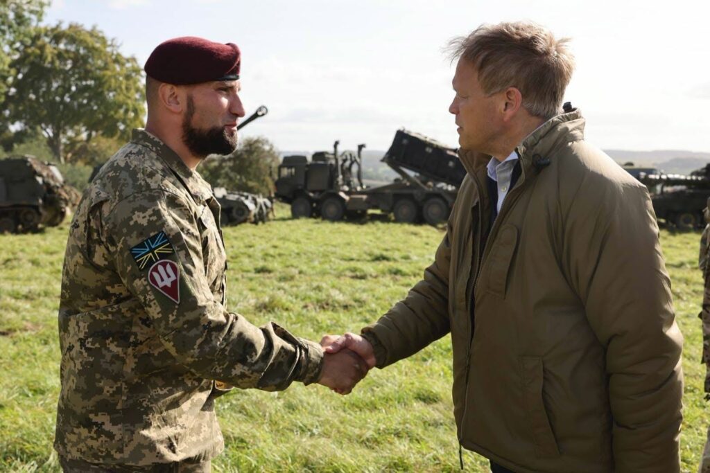 Український офіцер ДШВ в Академії оборони Великої Британії