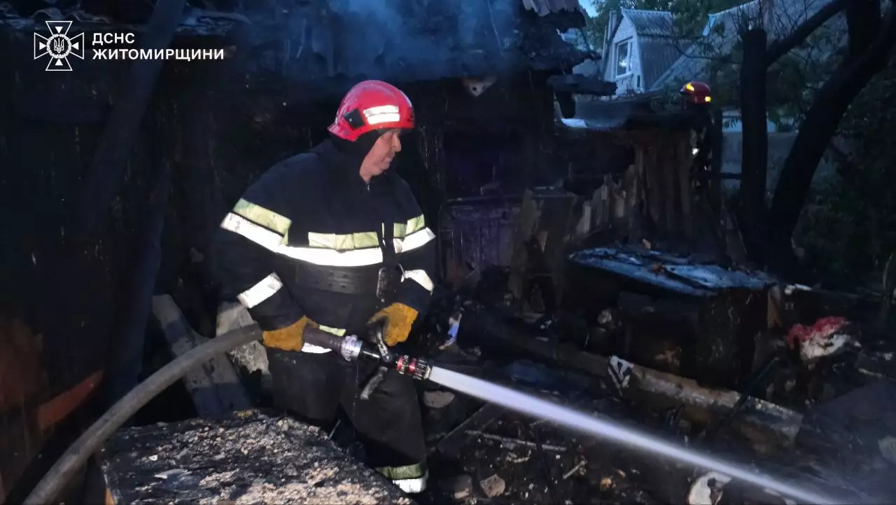 Наслідки вечірньої пожежі у Житомирі
