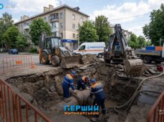 Ремонти водогону змусили відключити від води купу адрес