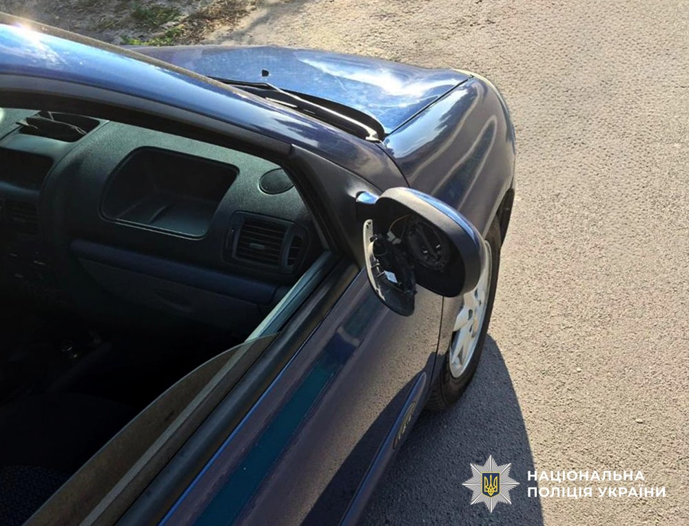 Легковик Renault на місці аварії в Бердичеві