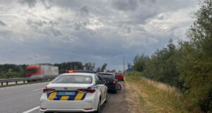 Як один маневр на трасі відправив попутне авто з дитиною у кювет дтп з дітьми під житомиром