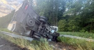 Зіткнення під Житомиром відправило двох людей до лікарні дтп біля житомира