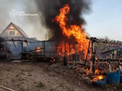Пожежа в Корнині ледь не лишила без покрівлі людей пожежа у Корнині