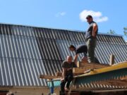 Хто та як ремонтує сотні пошкоджених будинків у Хотинівці відновлення коростеня