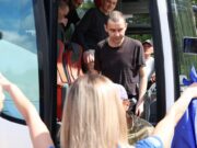 Повернулися 103 українських оборонців з російського полону повернули полонених