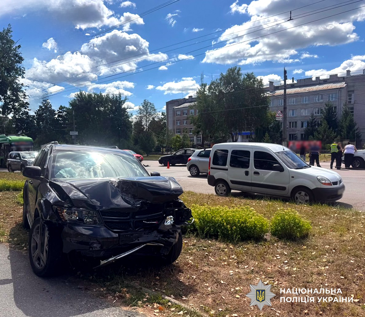 Зіткнення Dodge та Audi у Житомирі