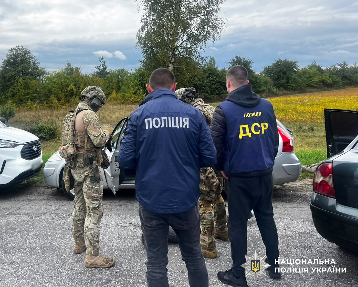 Затримання організатора перетину кордону поліцією